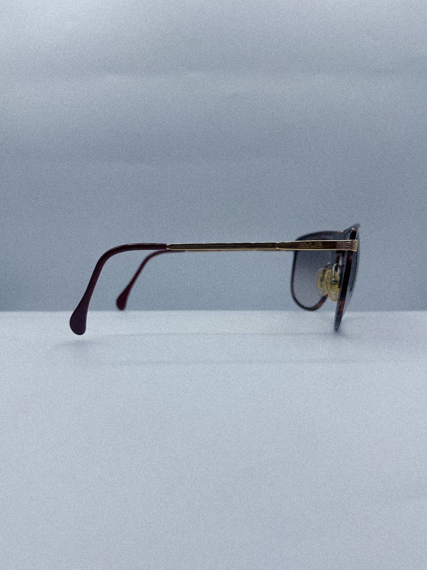 Captain  1980s Avus Sunglasses right side