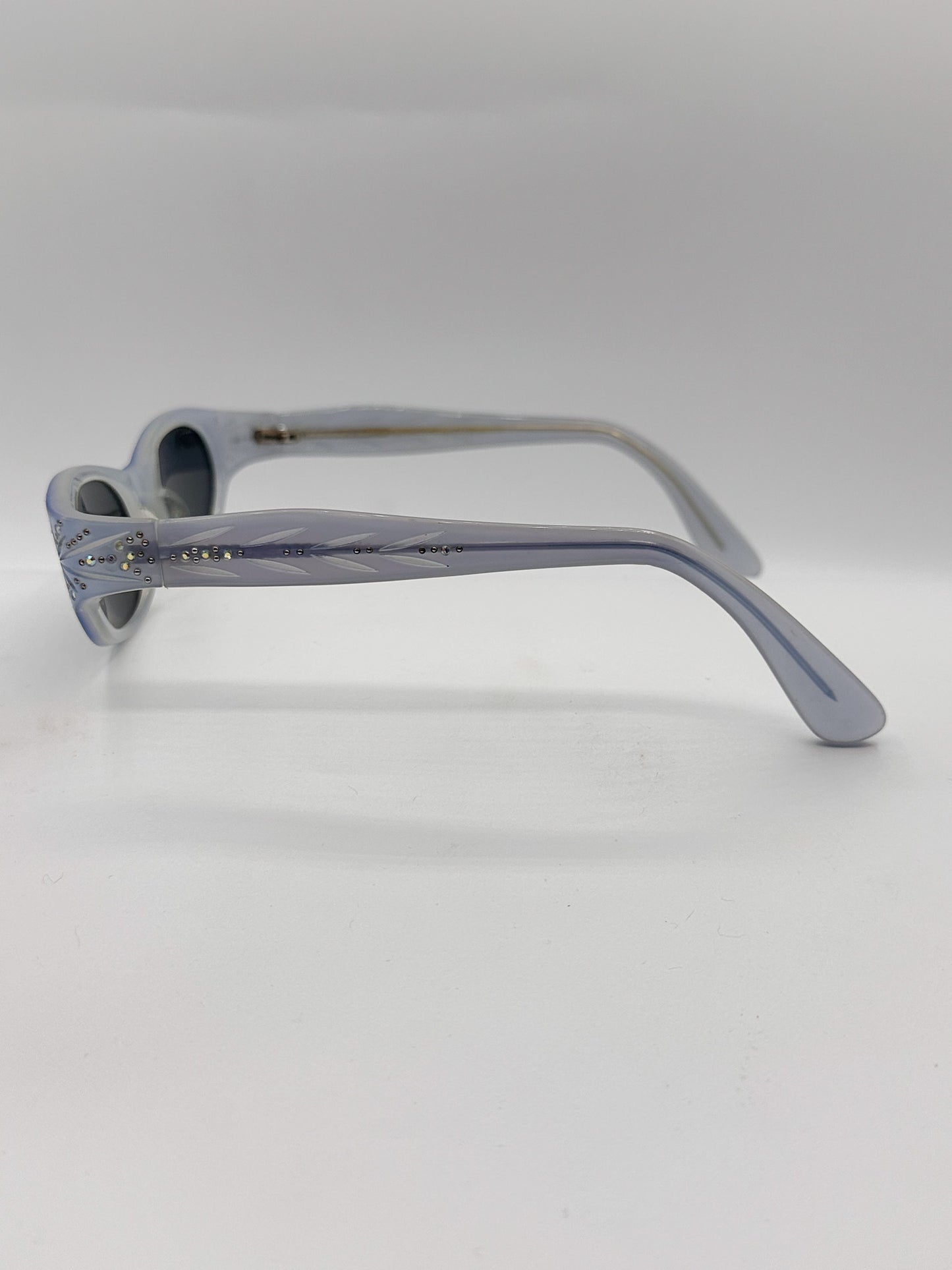 Crystalize 1960s Mozetta vintage sunglasses, left  side