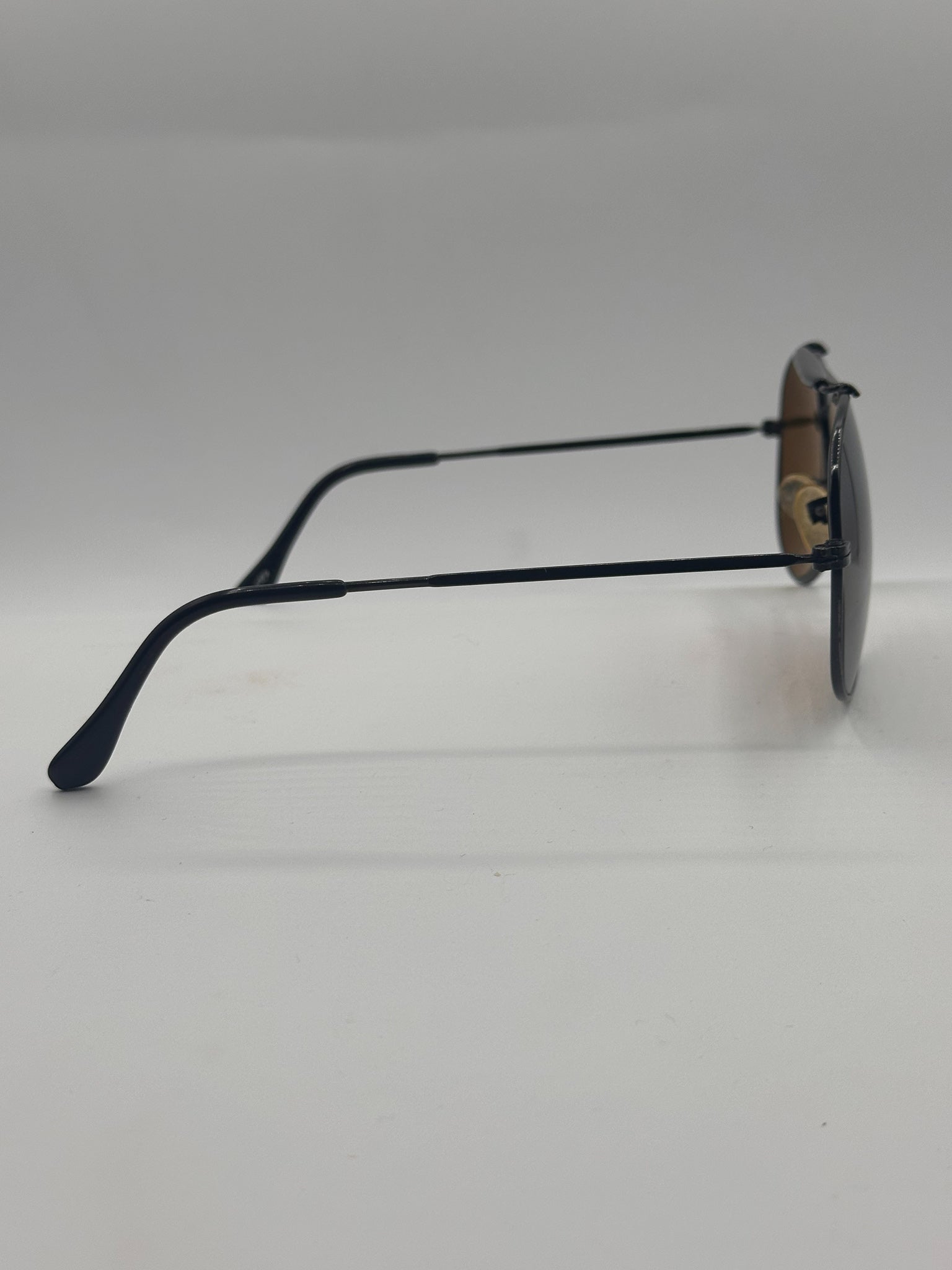 Exclusive Ski 1970s Val d’Iseire vintage sunglasses, right side