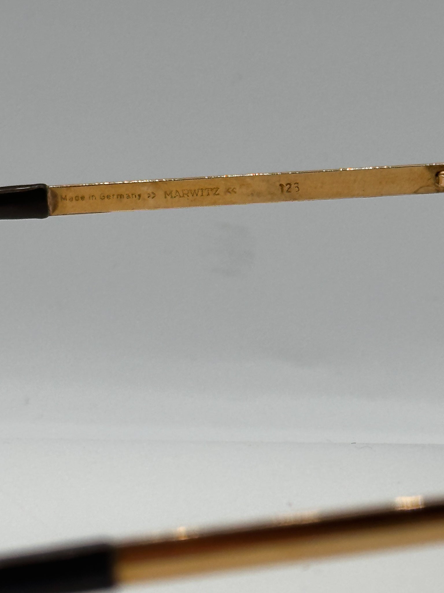 Glamour 1960s Optima gold vintage sunglasses, inner side