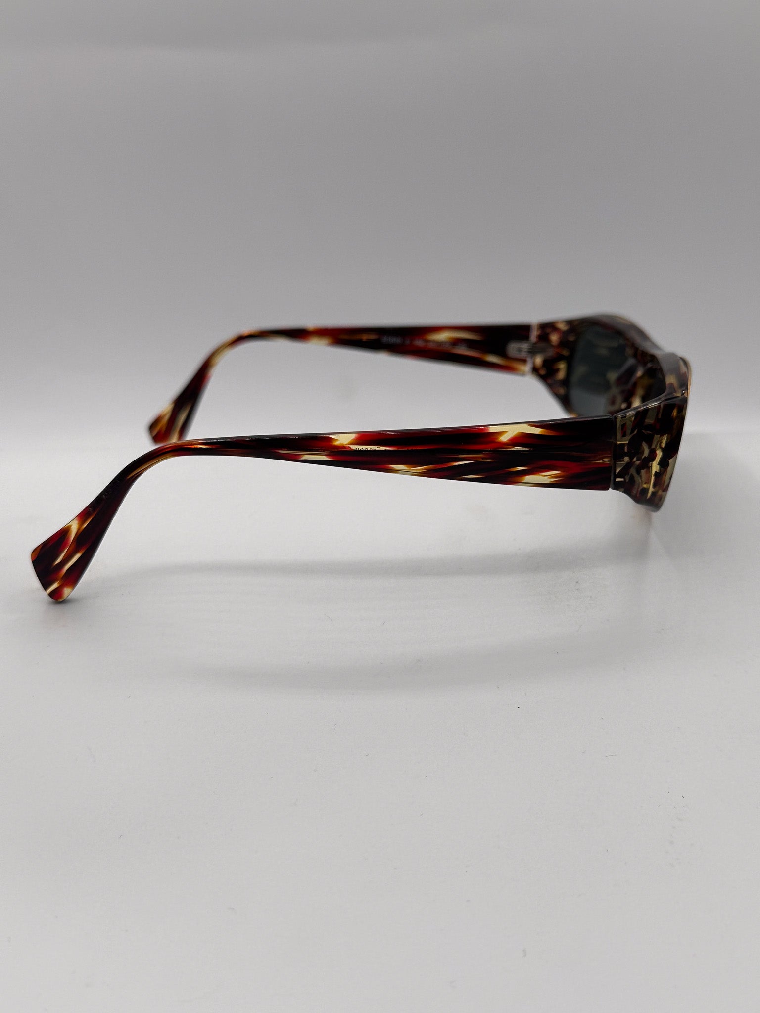 Gold Brow 1980s, right side