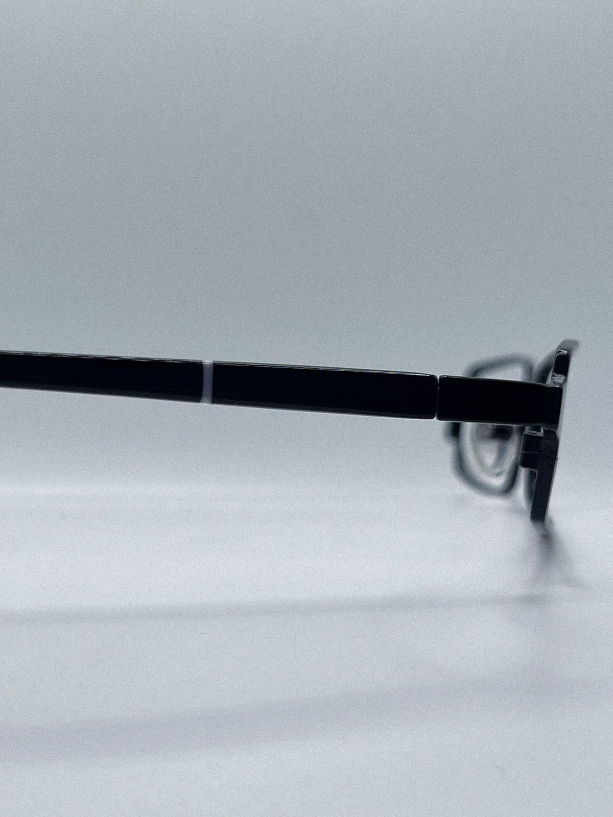 2000s Helium Frames | Archive 0369