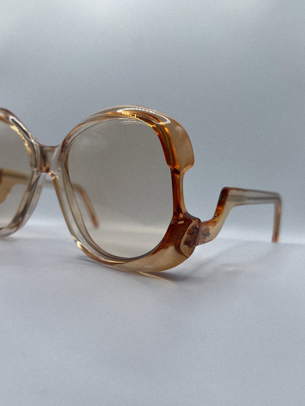 1980s Vintage Frames | Archive 0468