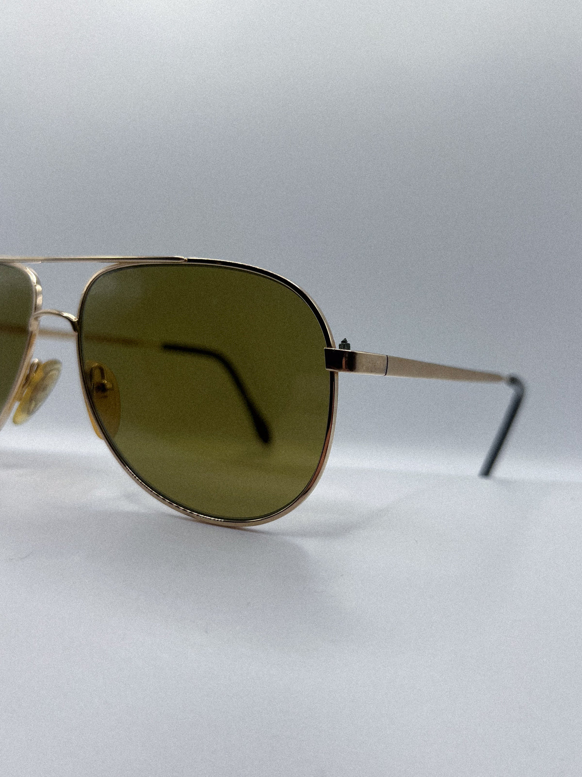 1980s Charmant Sunglasses | Archive 0498