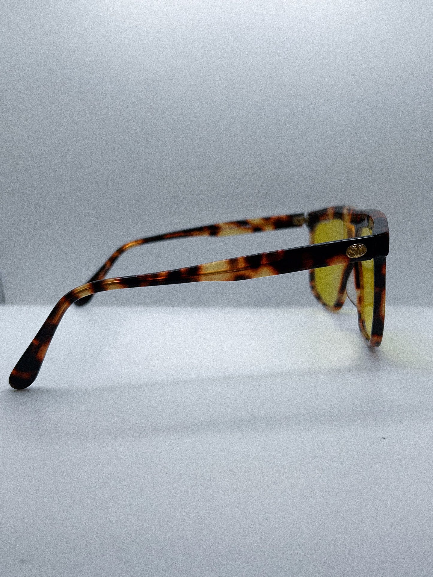 "Actress Mode" 1980s Sophia Loren Glasses