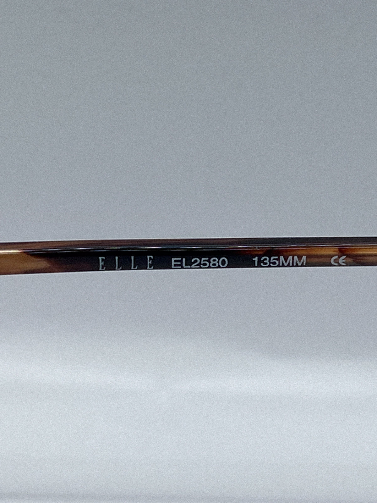 1990s Elle Frames | Archive 0532