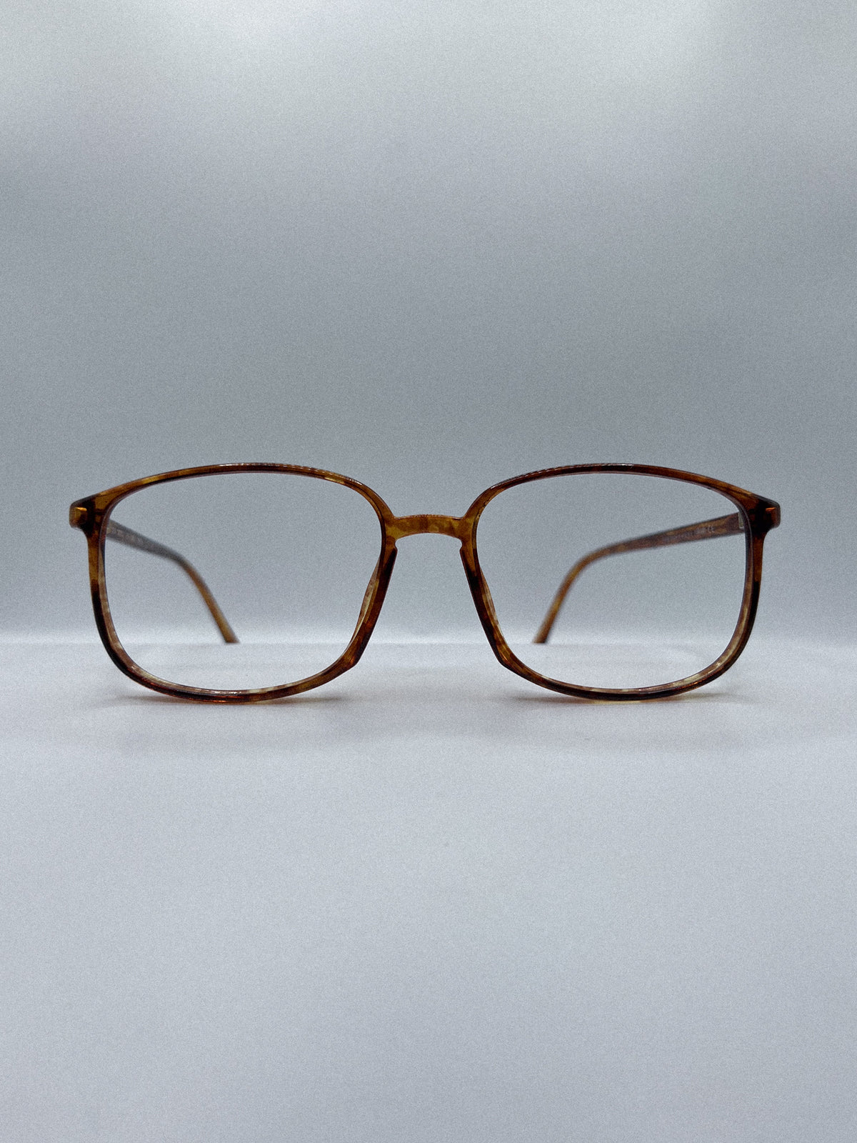 1980s Silhouette Frames | Archive 0551