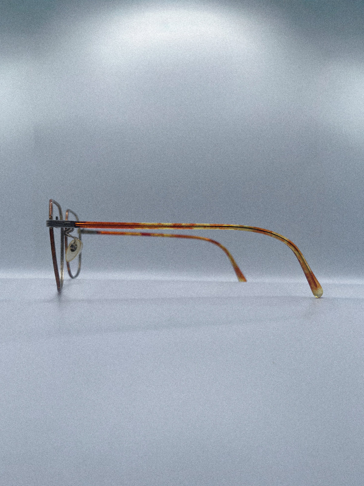 1980s Vintage Frames | Archive 0326