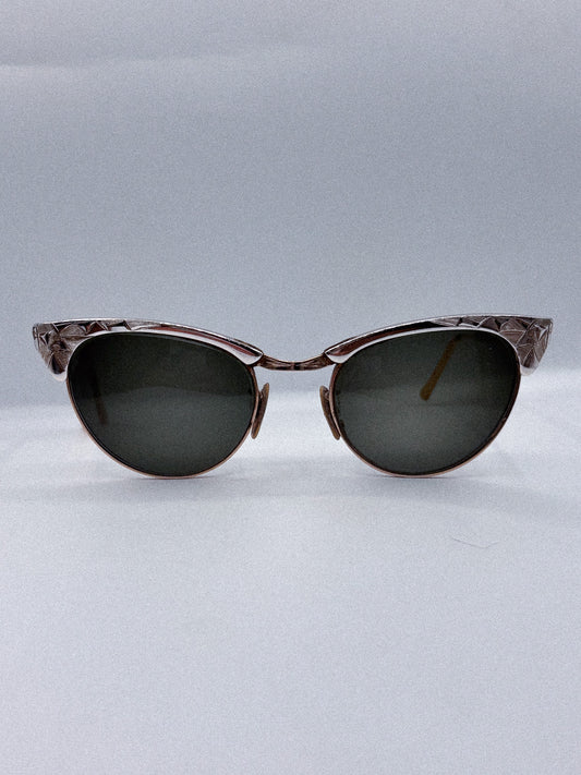 “The Ortega” Early 1960s Italian Cat-Eye Sunglasses – Worn at the 2025 Met Gala