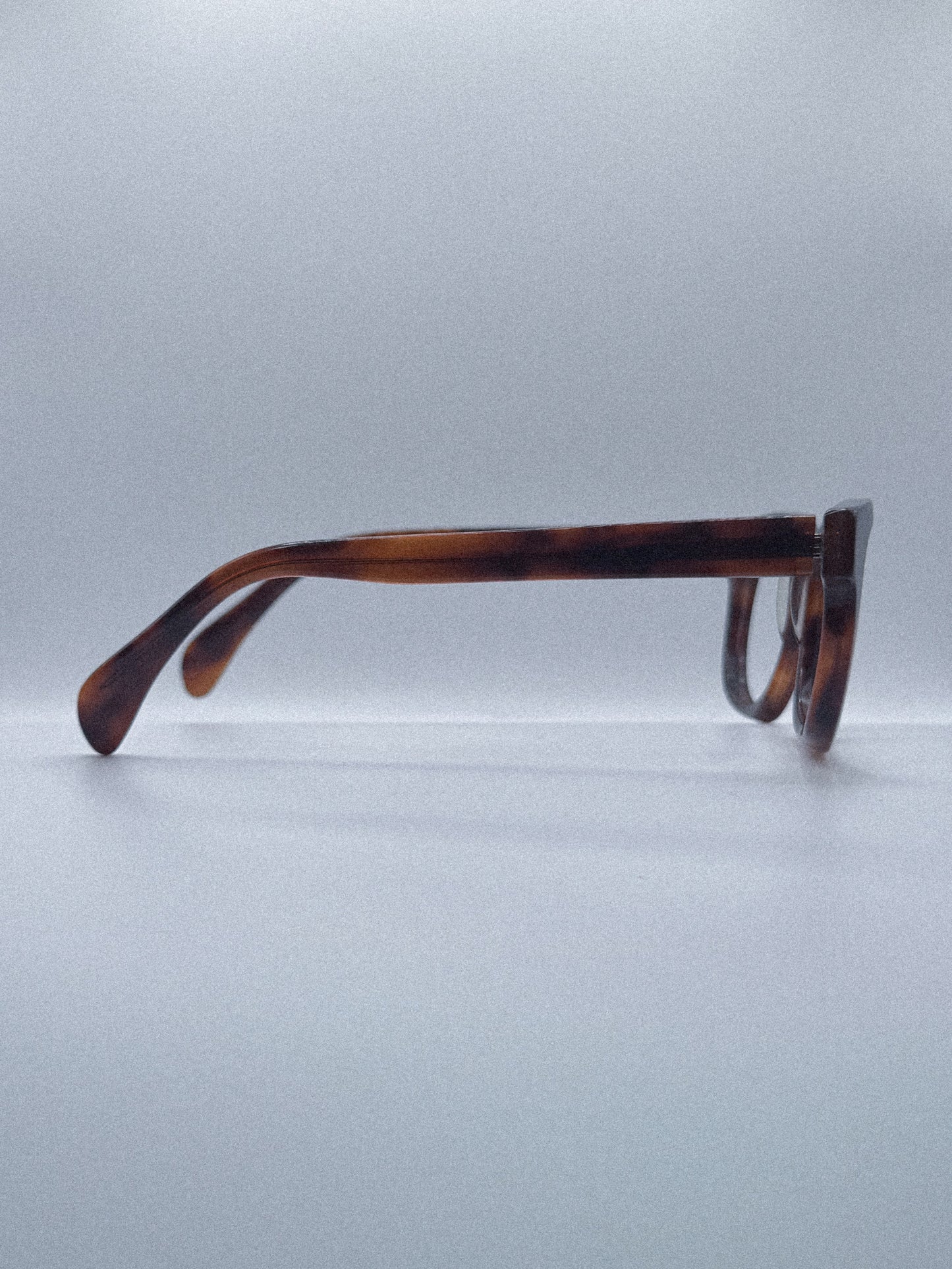 1980s Henri de Paris General 2 Frames | Amber