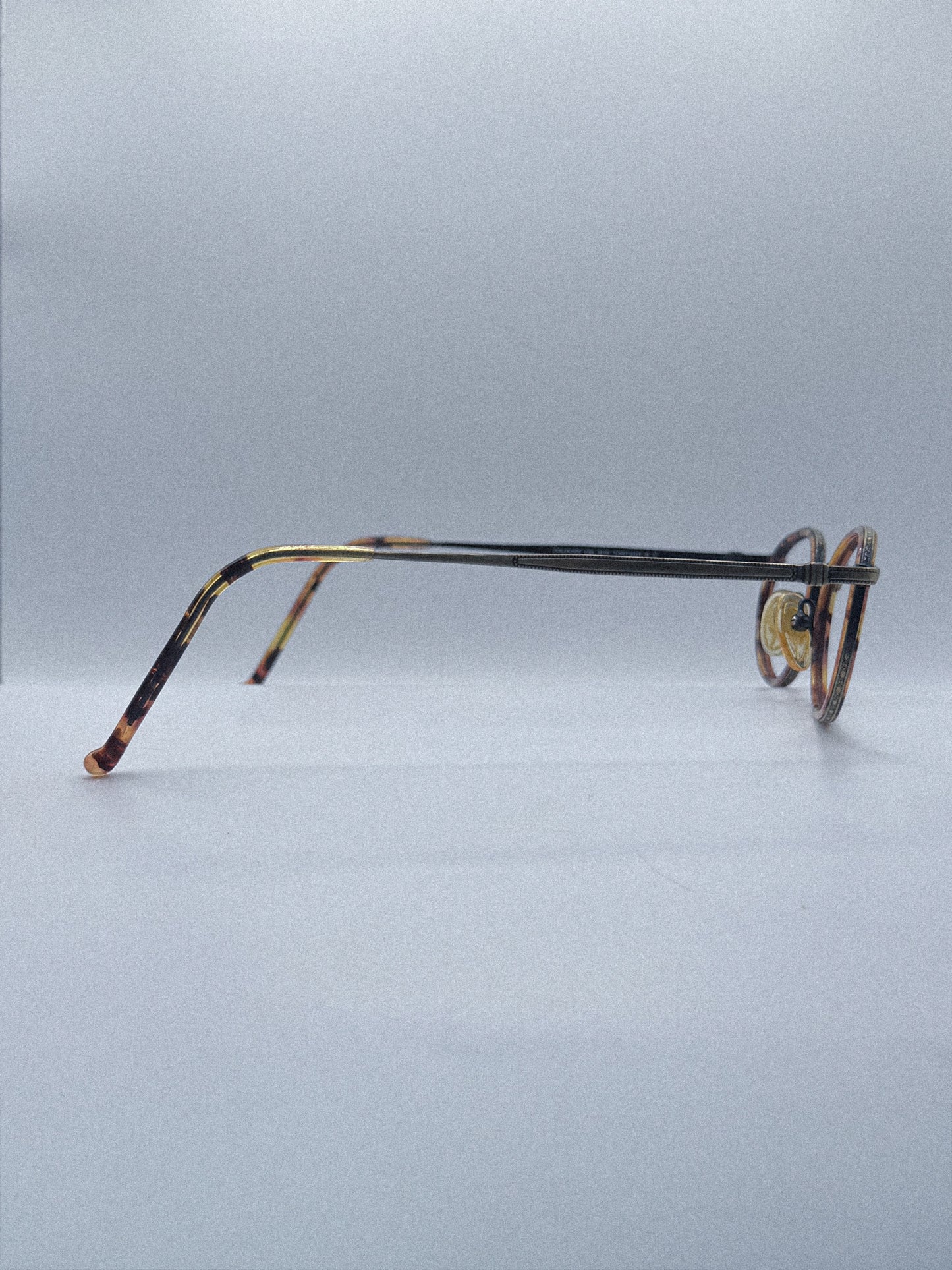 1980s Sophia Loren M024 Frames | Gold/Tortoise