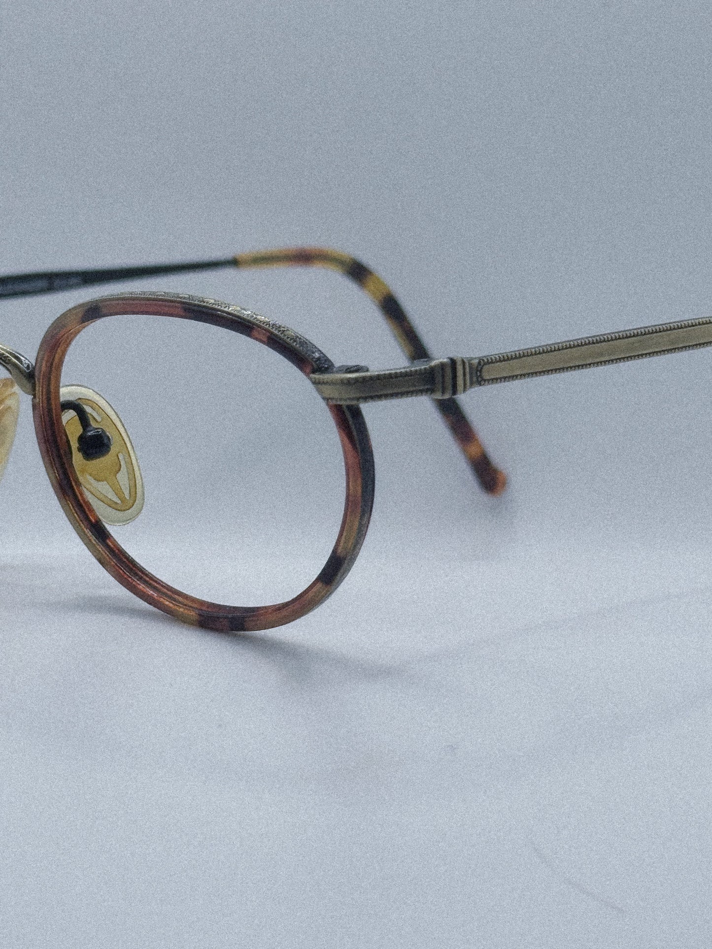 1980s Sophia Loren M024 Frames | Gold/Tortoise