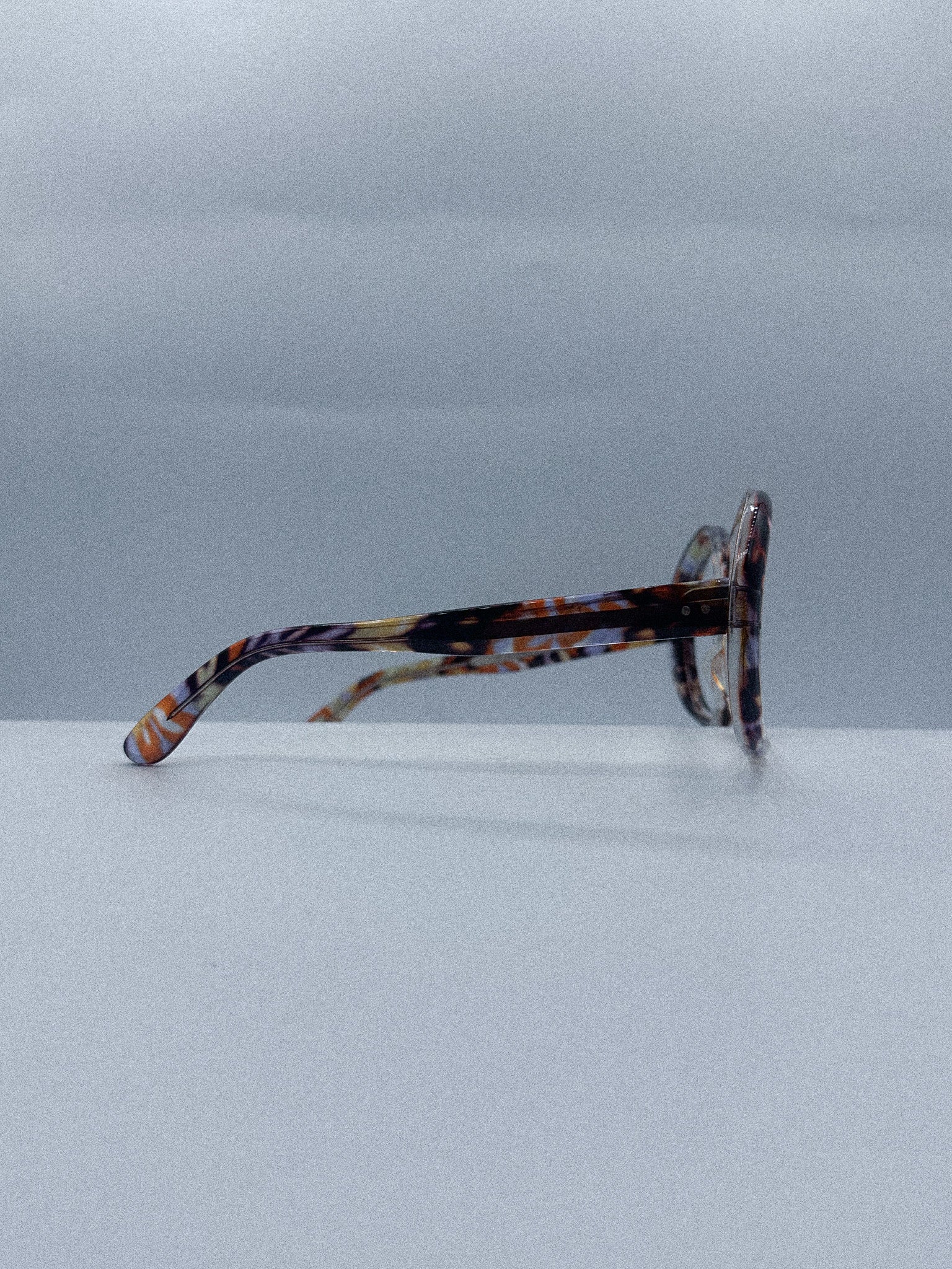 Lilac  1980s Vito Glasses Frame right side
