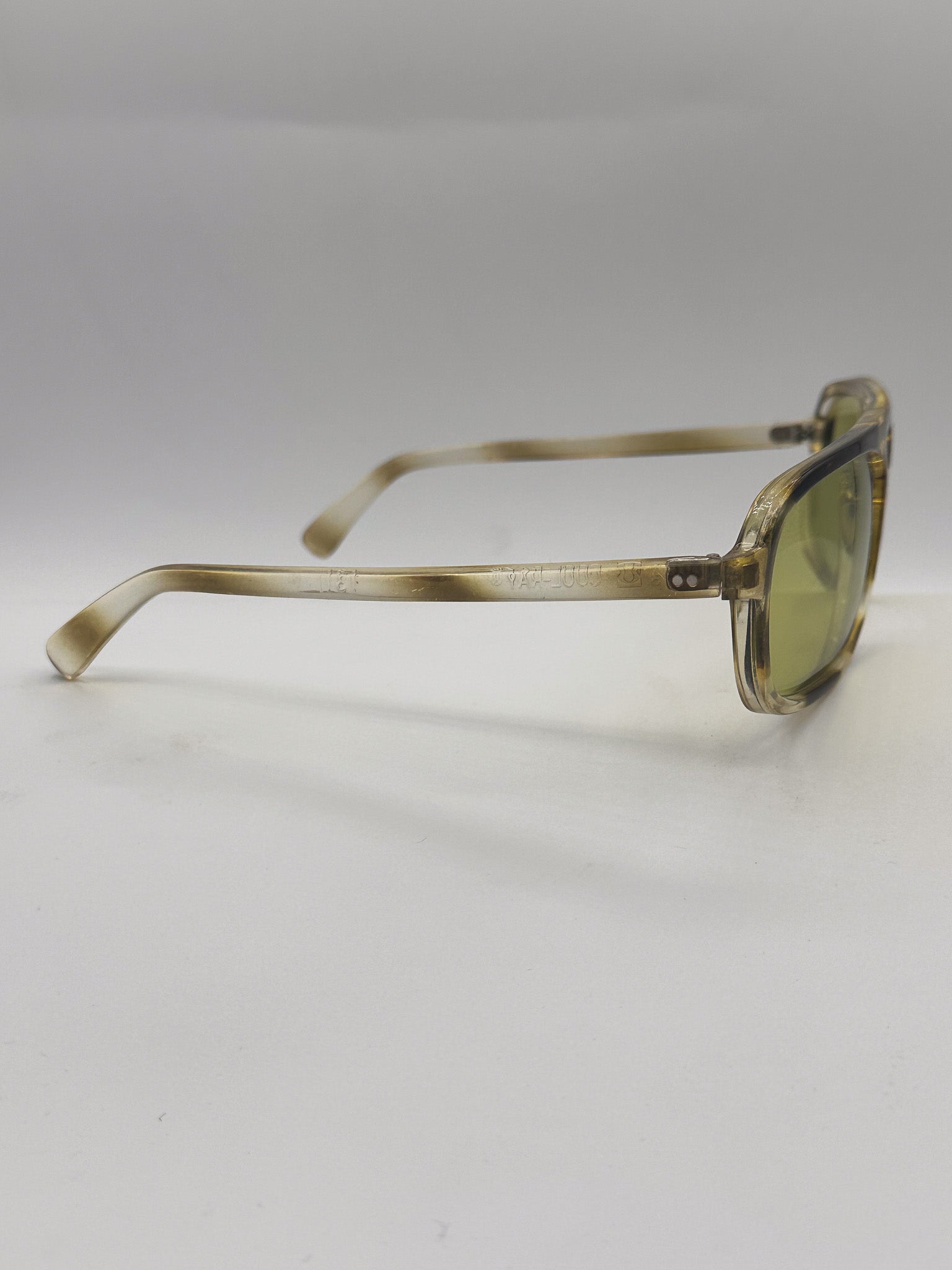 Olive Martini 980s, right side 2