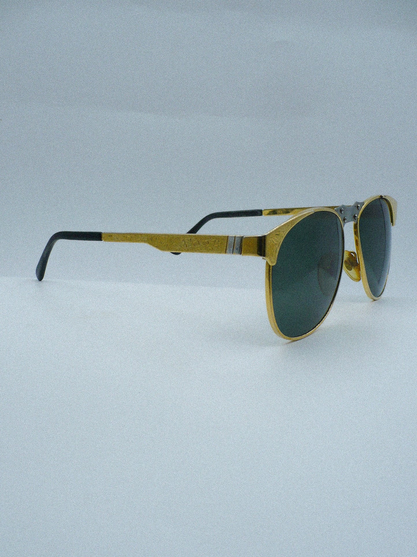 "Super Rare" Persol Luxury Sunglasses