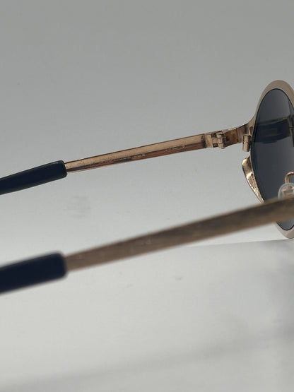 Roboto Neostyle 1970s Neostyle vintage Sunglasses, right inner side
