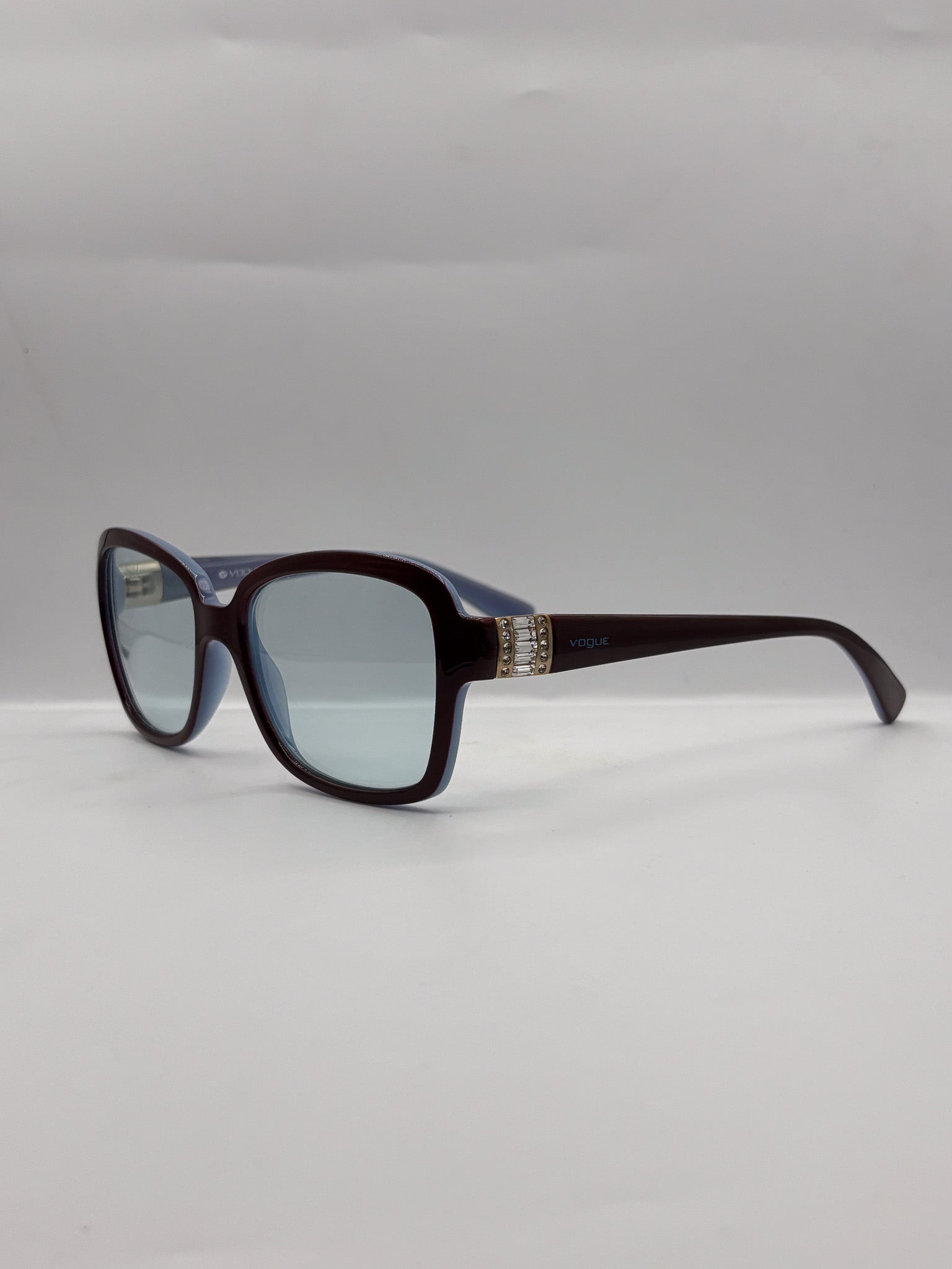 The Editor 1990s Vogue Sunglasses left side