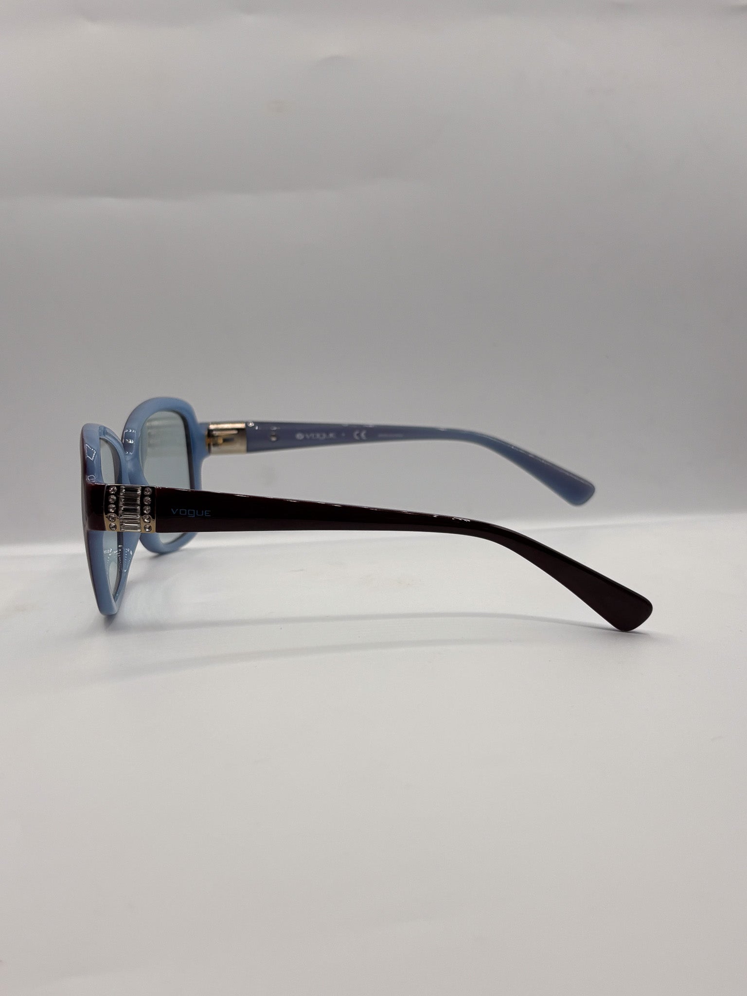 The Editor 1990s Vogue Sunglasses left side 2