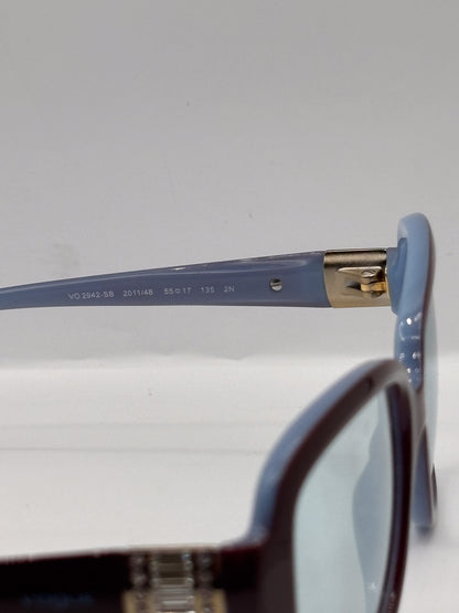 The Editor 1990s Vogue Sunglasses right side