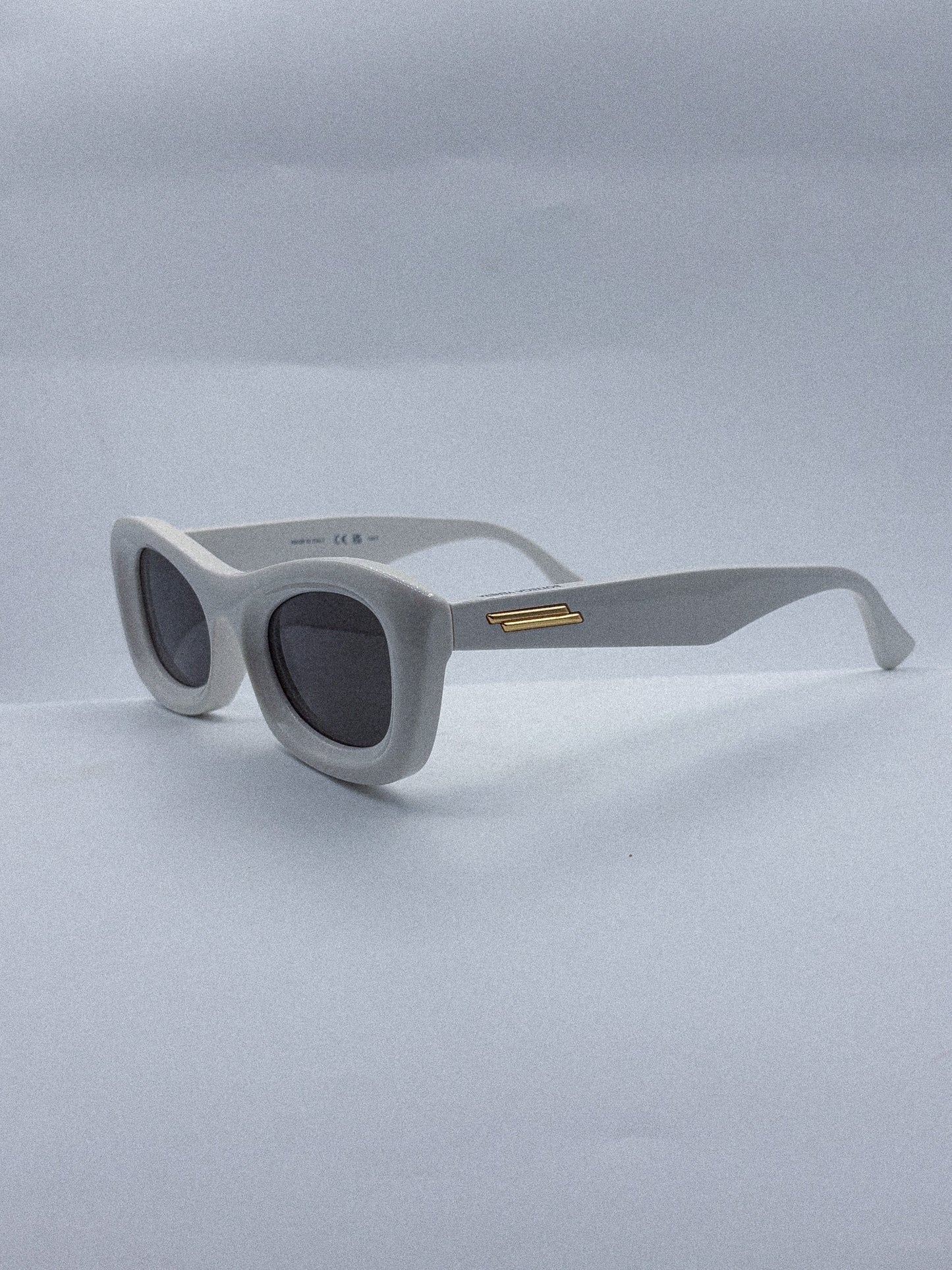 The Sculptor Bottega Veneta Sunglasses left side