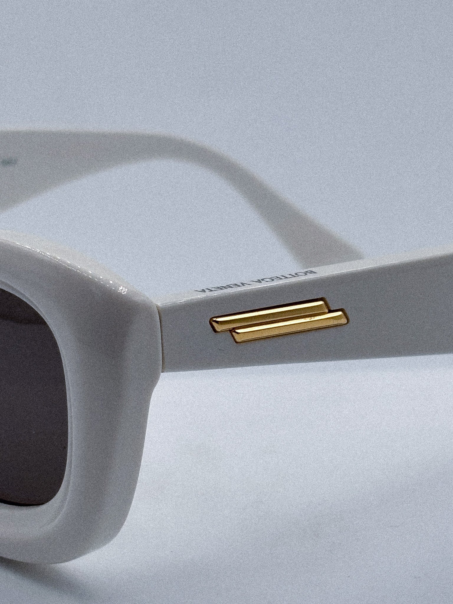 The Sculptor Bottega Veneta Sunglasses left side logo