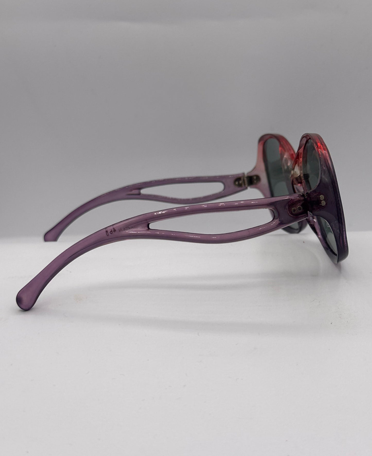 Tie Dye 1980s vintage Sunglasses, right side