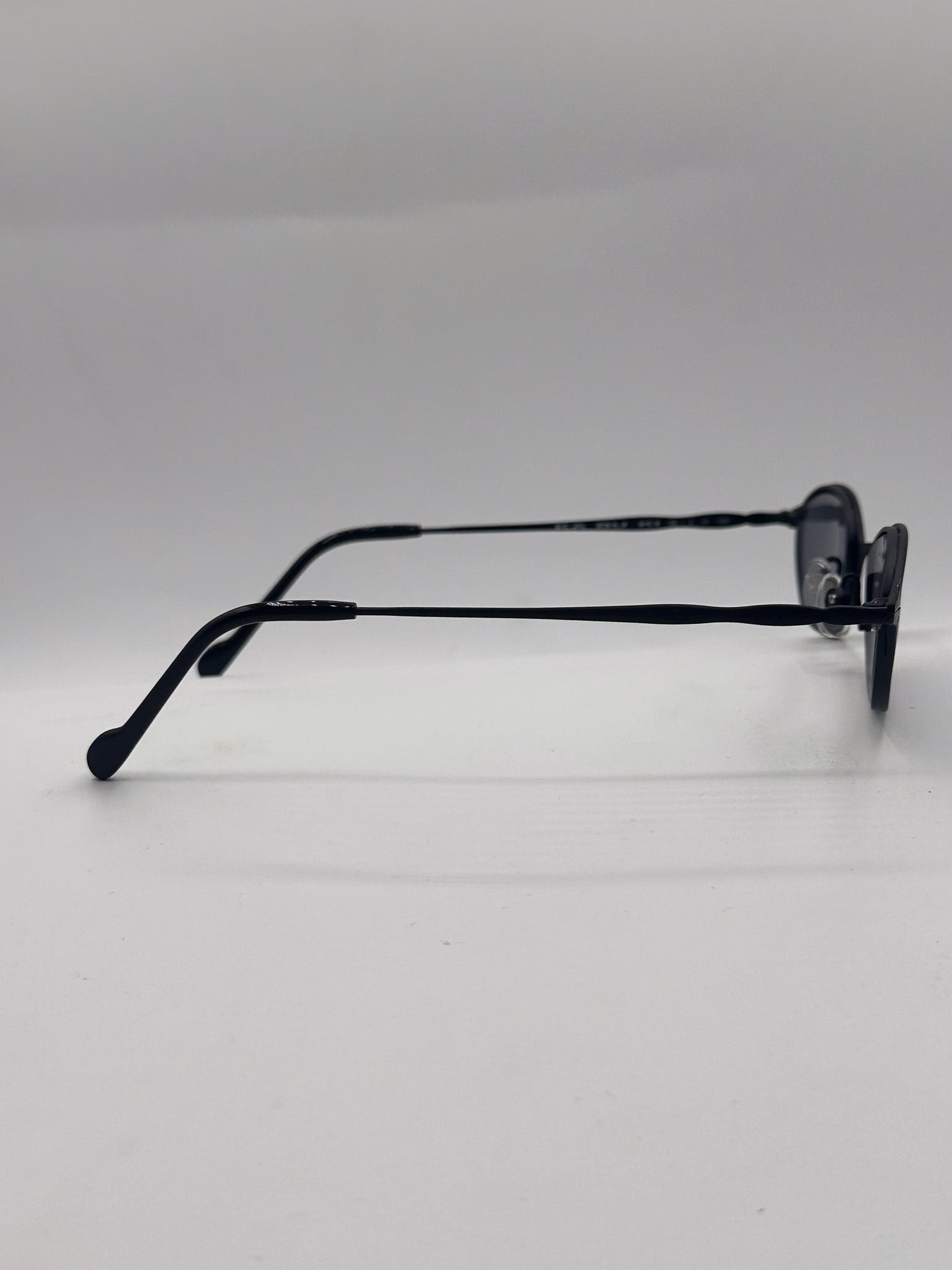 Titanium 1990s, left side