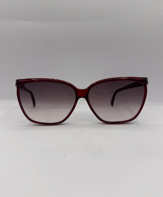 Touch of Red 1980s vintage Sunglasses