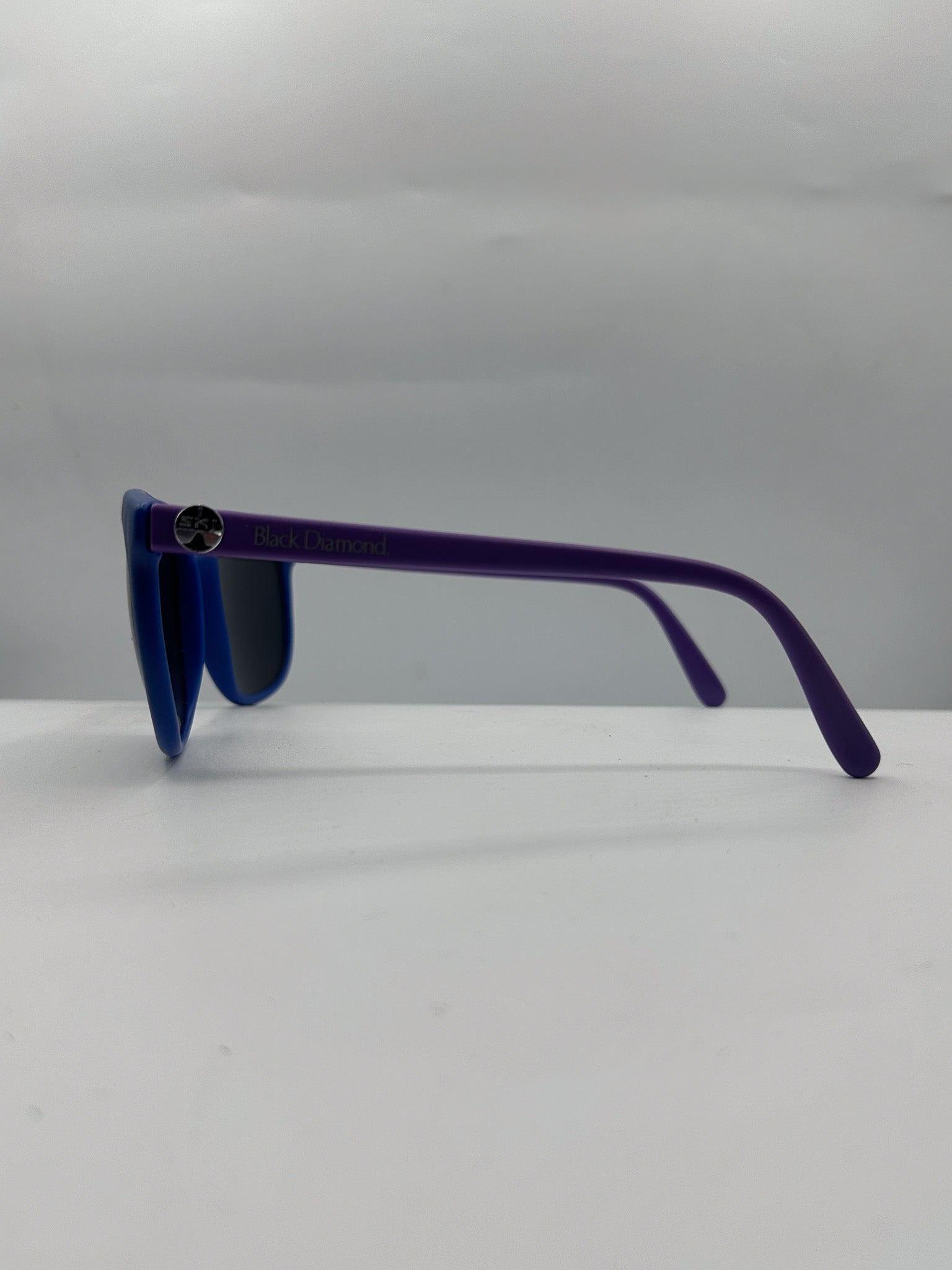 Vintage  1980s Ski Designer Sunglasses left side