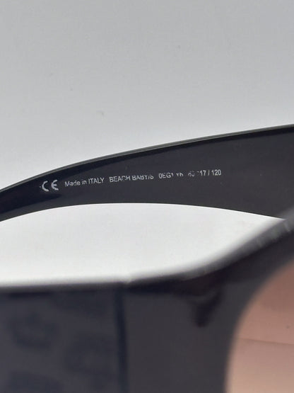 Watch Your Couture 1990s, brand region